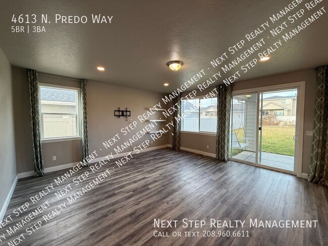 4613 N Predo Way in Meridian, ID - Foto de edificio - Building Photo