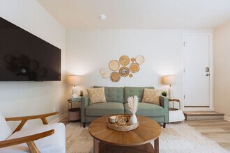 308 Lamont St, Unit ID1397958P in Johnson City, TN - Building Photo - Building Photo