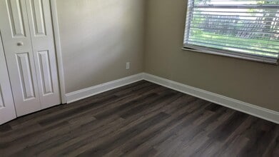 305 S Candler Ave in Orlando, FL - Building Photo - Building Photo