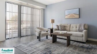 2200 Progress Pkwy in Schaumburg, IL - Building Photo