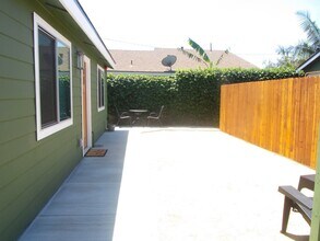 267 N Center St in Orange, CA - Building Photo - Building Photo