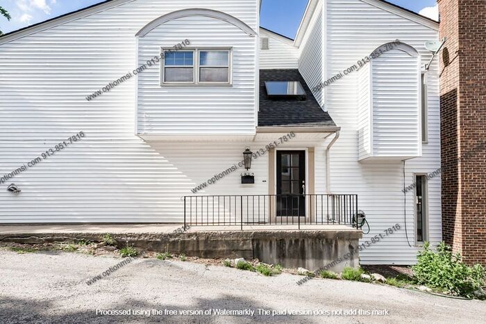 4842 Belleview Ave in Kansas City, MO - Building Photo