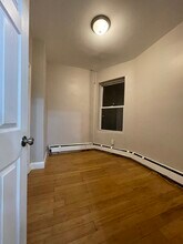 168 Delaware Ave, Unit 8 in Jersey City, NJ - Building Photo - Building Photo