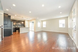 7255 S Millbrook Ct in Aurora, CO - Building Photo - Building Photo