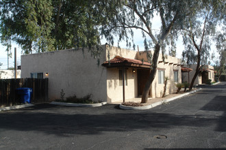 3314-3332 E Water St in Tucson, AZ - Building Photo - Building Photo