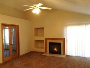 3156 Hogan Way in Columbus, OH - Building Photo - Building Photo
