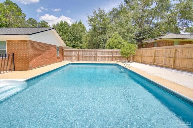 property at 195 Navarro Rd