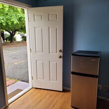 1726 Crescent Dr in Walnut Creek, CA - Foto de edificio - Building Photo