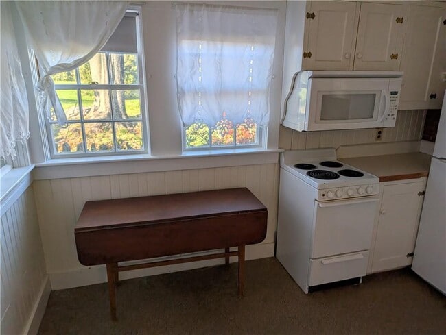 25 Waterway in North Kingstown, RI - Building Photo - Building Photo