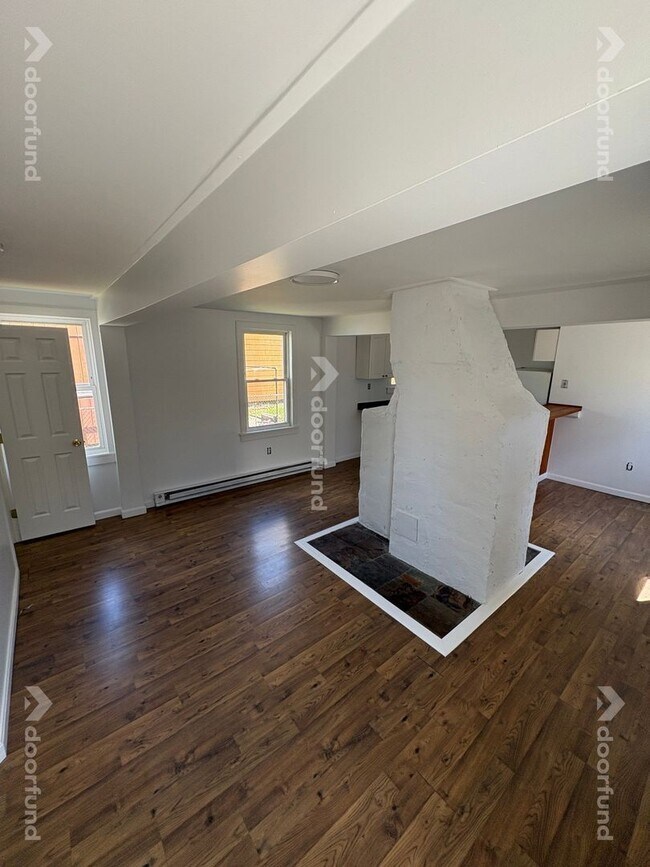 50 Summer St in Leominster, MA - Building Photo - Building Photo