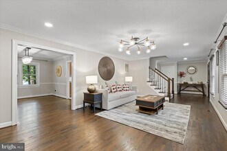 9472 Lapstrake Ln in Burke, VA - Building Photo - Building Photo