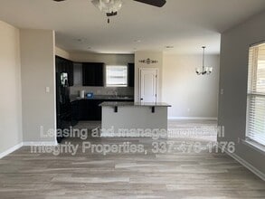 201 St Caillin St in Youngsville, LA - Building Photo - Building Photo