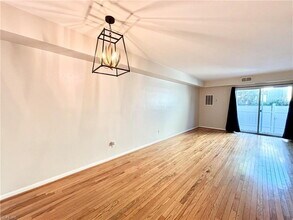 1268 Little Bay Ave in Norfolk, VA - Building Photo - Building Photo