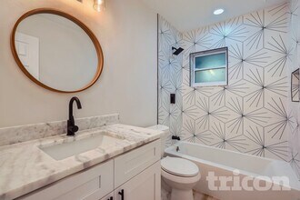 2894 Cathy Ln in Clearwater, FL - Building Photo - Building Photo