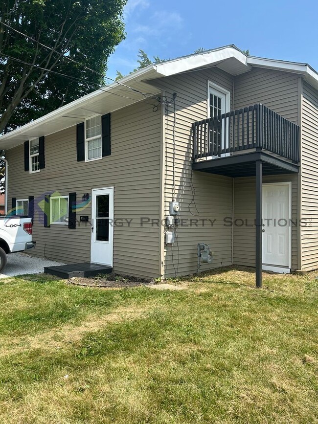 920 Forest Dr in Mansfield, OH - Building Photo - Building Photo