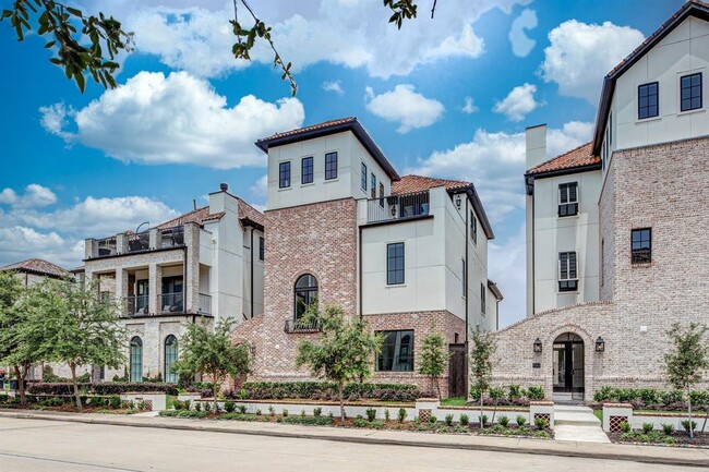 7546 Awty School Ln in Houston, TX - Building Photo - Building Photo