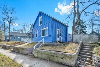 4201 Train Ave in Cleveland, OH - Building Photo - Building Photo