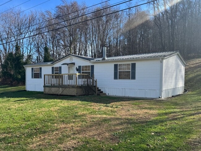 property at 542 Bear Hollow Rd