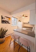 539 W Stratford Pl, Unit 539 W Stratford Unit 407 in Chicago, IL - Building Photo - Building Photo