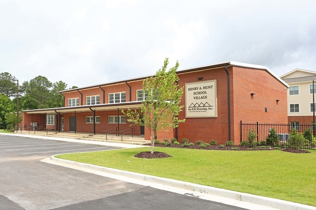 Hunt School Village in Macon, GA - Building Photo - Building Photo