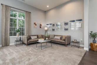 Adams Pointe in Gahanna, OH - Building Photo - Interior Photo