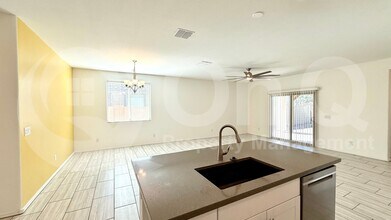 40142 W Crane Dr in Maricopa, AZ - Building Photo - Building Photo
