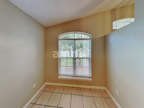 2386 Blue Sapphire Cir in Orlando, FL - Building Photo - Building Photo
