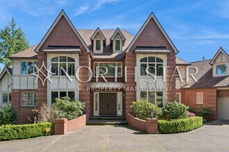 24790 SW Big Fir Rd in West Linn, OR - Building Photo - Building Photo