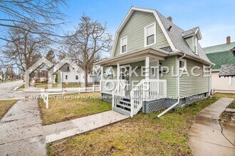 1101 May St in Lansing, MI - Building Photo - Building Photo