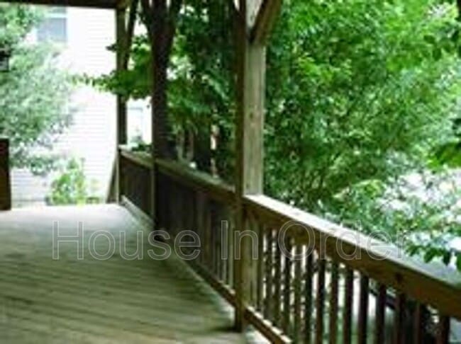 15 Howards Row Pl in Asheville, NC - Building Photo - Building Photo