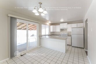 2852 S Mobile St in Aurora, CO - Building Photo - Building Photo