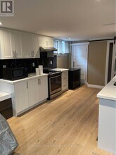 83 Hammond Rd in Mississauga, ON - Building Photo - Building Photo