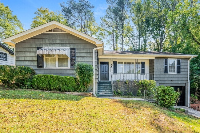 property at 9813 Redcliff Rd