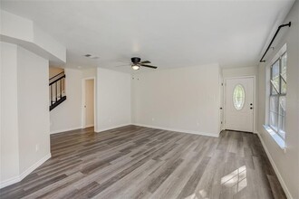 1525 Parkfield Cir in Round Rock, TX - Building Photo - Building Photo