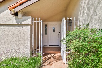 1115 Evenstar Ave in Westlake Village, CA - Building Photo - Building Photo