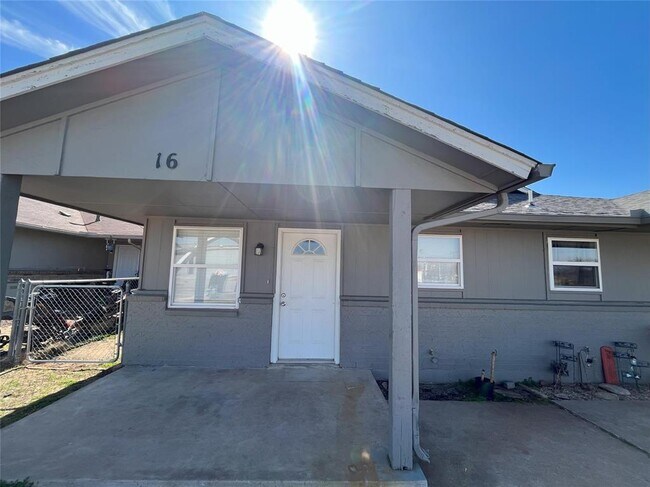 16 SE 45th St in Oklahoma City, OK - Building Photo - Building Photo