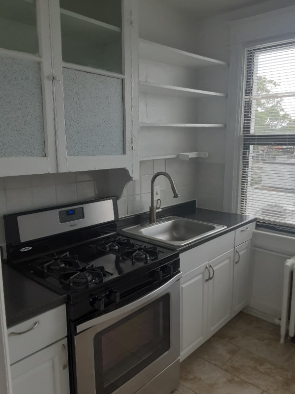 2225 Kearny St in Washington, DC - Building Photo - Building Photo