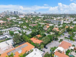 226 Chilean Ave in Palm Beach, FL - Building Photo - Building Photo