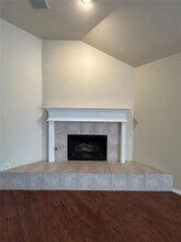 8812 Saranac Trail in Fort Worth, TX - Foto de edificio - Building Photo