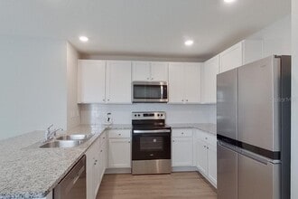 8620 SW 43rd Ter in Ocala, FL - Building Photo - Building Photo