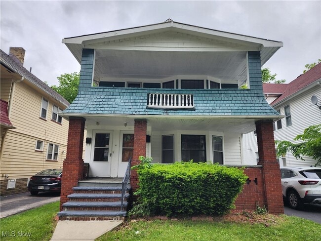 property at 820 Helmsdale Rd