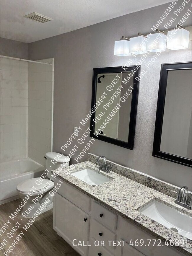 611 Oriole Blvd-Unit -Unit 2501 in Duncanville, TX - Building Photo - Building Photo