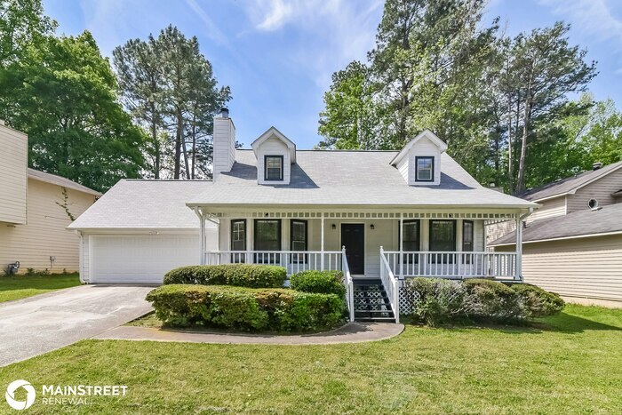 5923 Wellborn Trail in Lithonia, GA - Building Photo