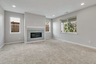 4933 Wanderlust Way in Gig Harbor, WA - Building Photo - Building Photo