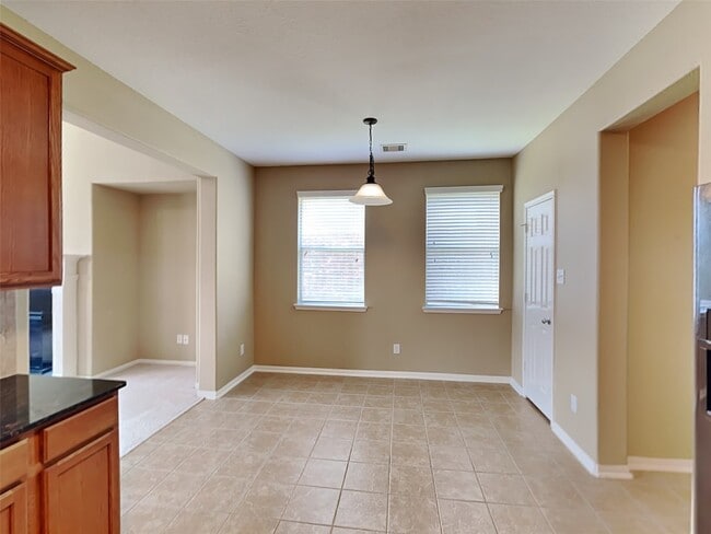 property at 633 Rocky Hollow Ln