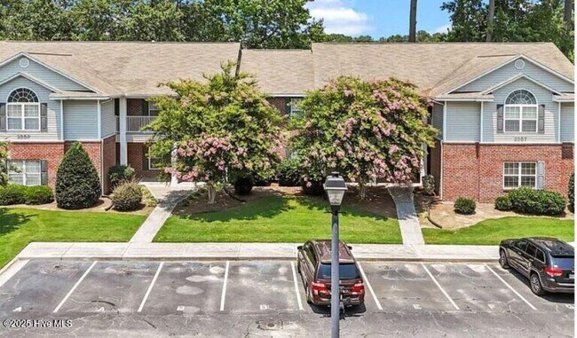 2207 Locksley Woods Dr