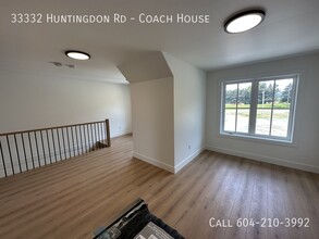 33332 Huntingdon Rd in Abbotsford, BC - Building Photo - Building Photo