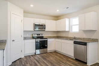 668 Savanac St SE in Bolivia, NC - Building Photo - Building Photo