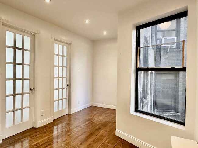 523 W 135th St