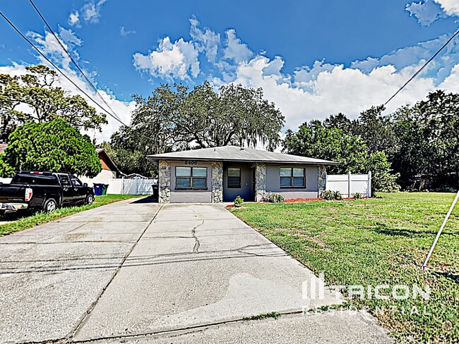 3409 W Van Buren Dr in Tampa, FL - Building Photo - Building Photo